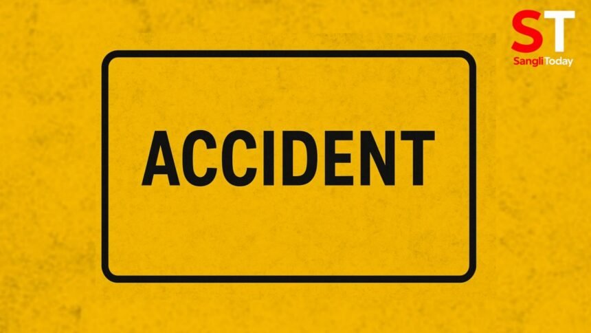 Elderly man dies in bike accident in Bambawade Sangli