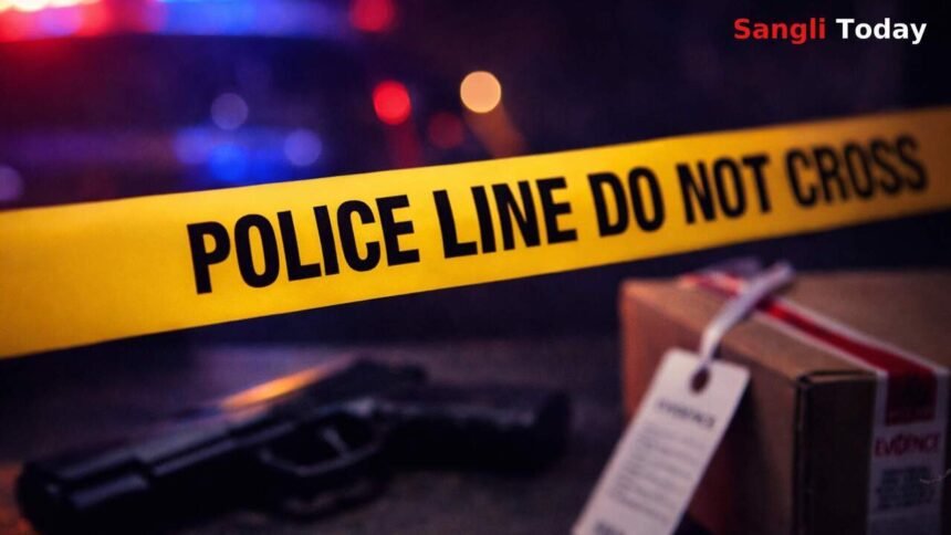 Miraj Crime illegal Pistol Seized Police Action