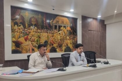 Miraj Road Work Contractor Fined Five Lakh SMKC