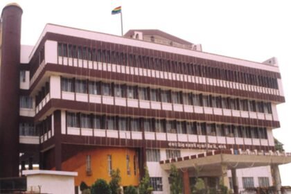 Sangli District Central Cooperative Bank offering interest concessions and a one-time repayment opportunity to defaulting borrowers