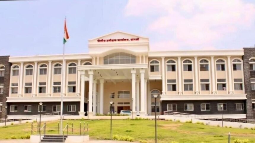 Sangli Police Reunite Missing Child With Mother