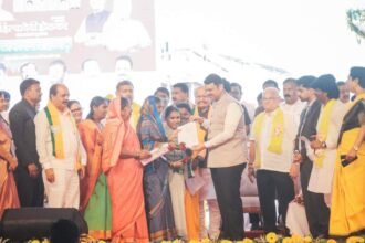 Sangli Sanjaynagar Slum Redevelopment Patta Distribution CM Devendra Fadnavis