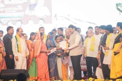 Sangli Sanjaynagar Slum Redevelopment Patta Distribution CM Devendra Fadnavis