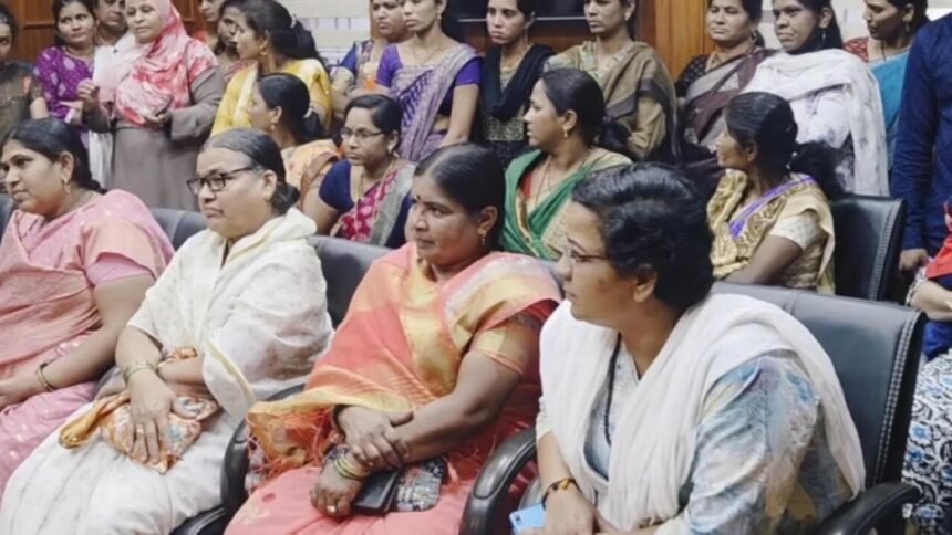 Sangli ZP Umed Women Self Help Groups Ceo Vishal Narwade Interaction