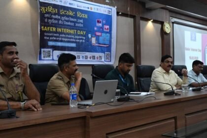 Safe Internet Day Sangli Collector Ashok Kakade Digital Security Awareness