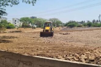 Sangli 11 Development Works Delay Commissioner Warning