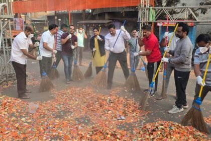 Sangli Maruti Chowk Cleanup Drive After Shivjayanti
