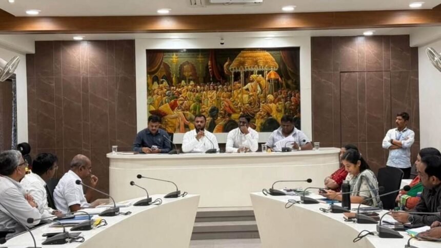 Sangli Miraj Kupwad Municipal Corporation Mayor Dhiraj Suryawanshi Review Meeting 2026