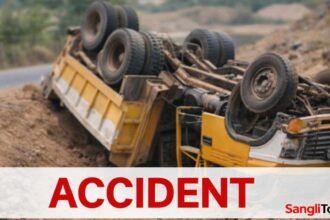 Aitwade Budruk Dumper Accident Driver Death Walwa
