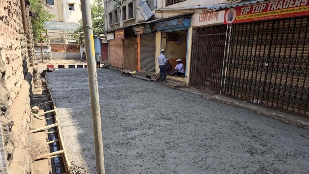 Peth Bhag Bhaji Mandai Concrete Road 20 Lakh Project Sangli