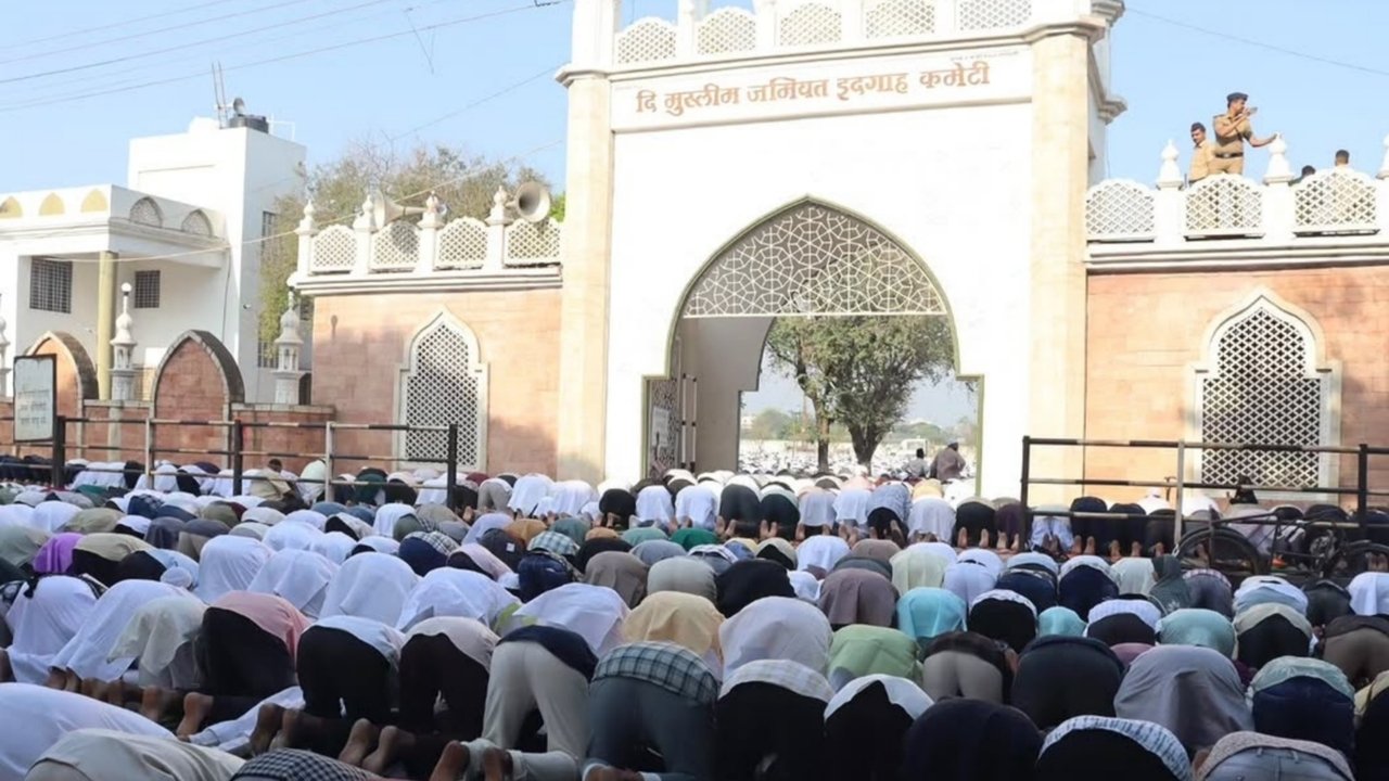 Sangli Ramzan Eid Celebration Harmony