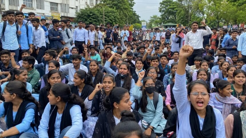 Islampur Ishwarpur Neet Paper Leak Student Protest July 2026